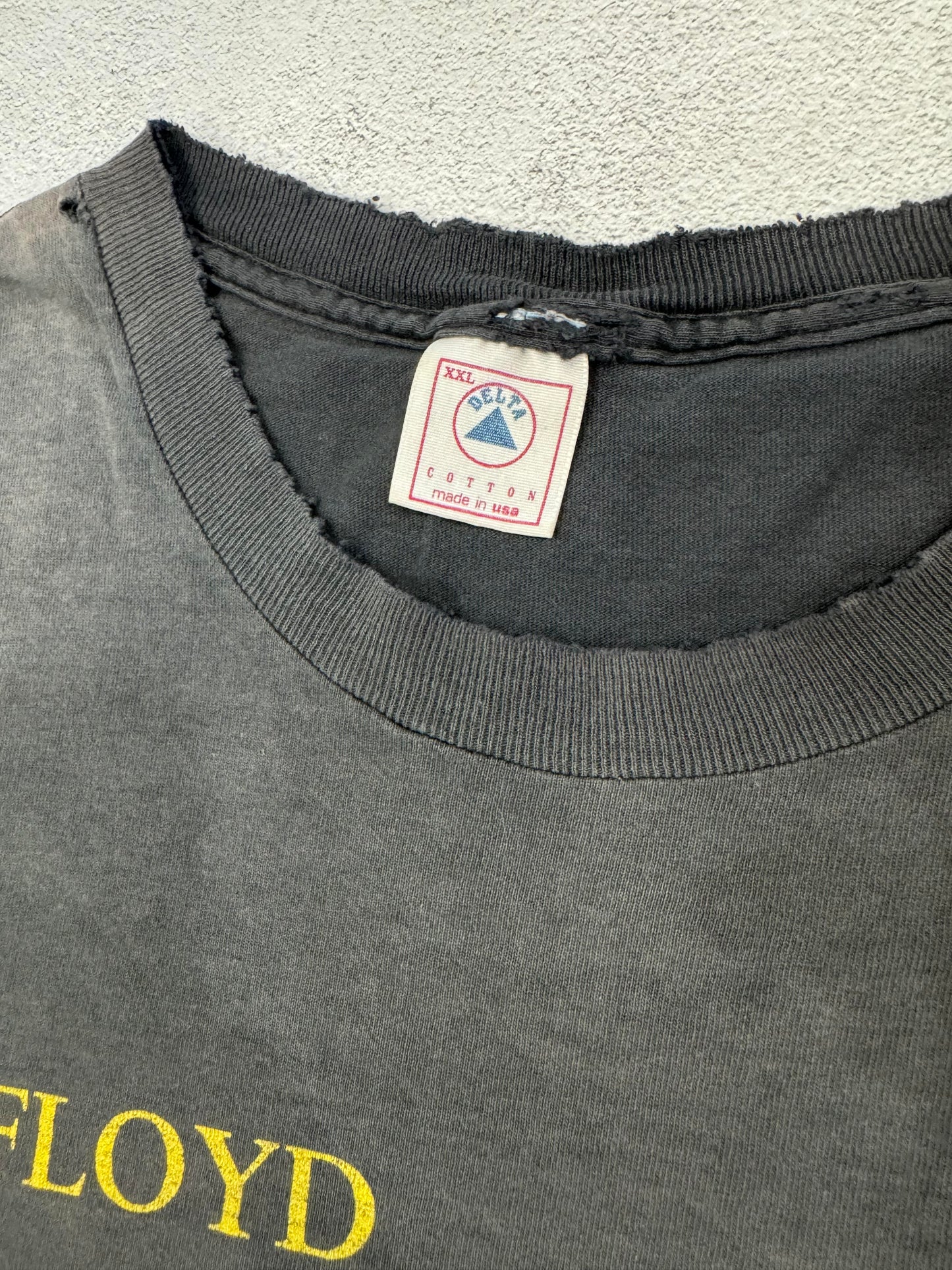 Vintage 90s Pink Floyd "Dark Side of the Moon" Tee XL BLACK